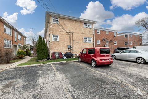 Tiny photo for 2322 S 17th Avenue #5, North Riverside, IL 60546 (MLS # 12528946)