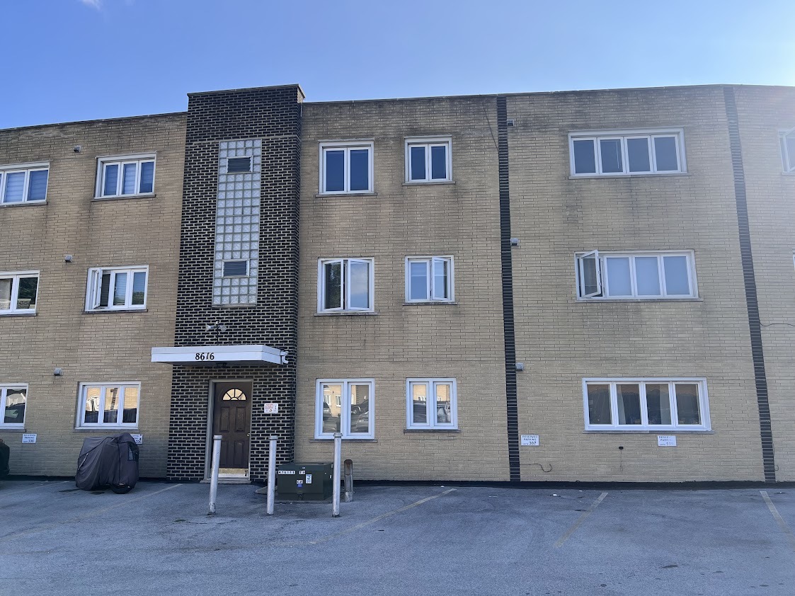 8616 W 95th Place 307