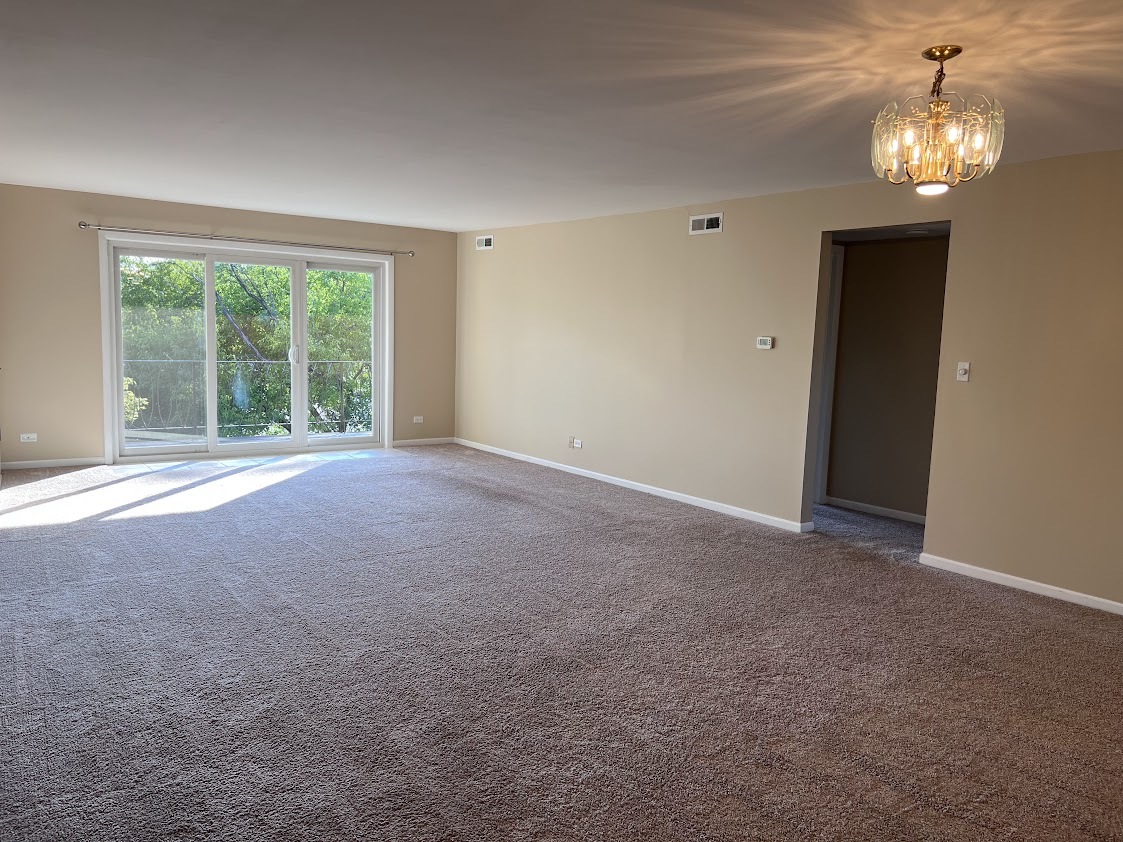 8616 W 95th Place 307