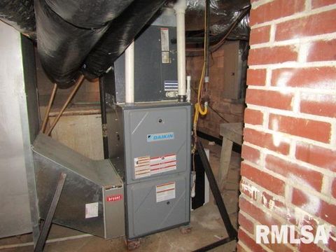 Tiny photo for 602 4TH Street, Rosiclare, IL 62982 (MLS # EB456642)