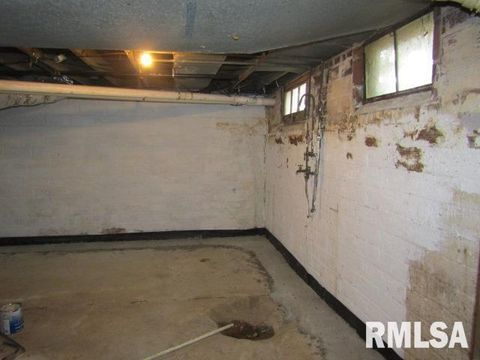 Tiny photo for 602 4TH Street, Rosiclare, IL 62982 (MLS # EB456642)