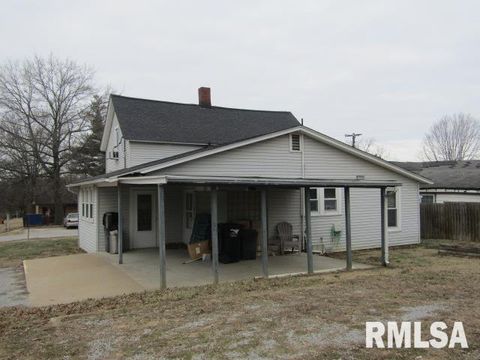 Tiny photo for 602 4TH Street, Rosiclare, IL 62982 (MLS # EB456642)