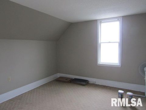 Tiny photo for 602 4TH Street, Rosiclare, IL 62982 (MLS # EB456642)