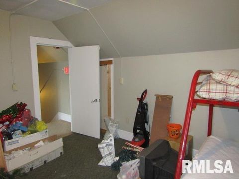 Tiny photo for 602 4TH Street, Rosiclare, IL 62982 (MLS # EB456642)