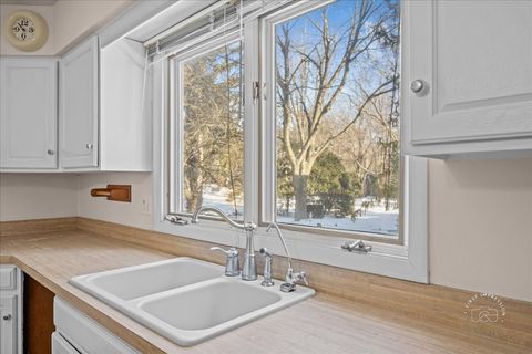 Tiny photo for 36 Winthrop New Road, Sugar Grove, IL 60554 (MLS # 12540332)