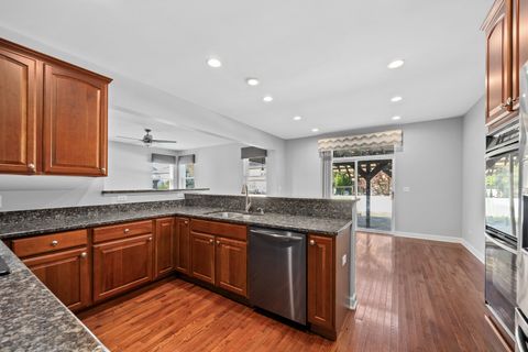 Tiny photo for 725 Delacourte Avenue, Bolingbrook, IL 60490 (MLS # 12445851)