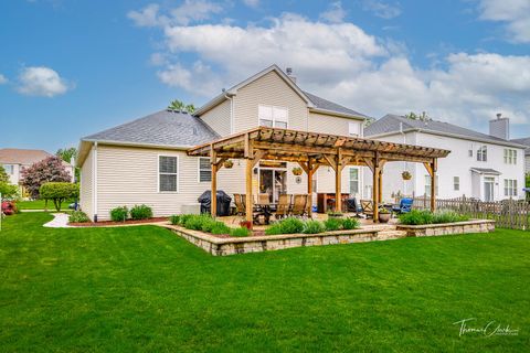 Tiny photo for 725 Delacourte Avenue, Bolingbrook, IL 60490 (MLS # 12445851)