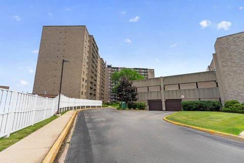 Tiny photo for 6340 Americana Drive #1101, Willowbrook, IL 60527 (MLS # 12675977)