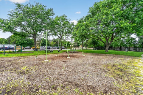 Tiny photo for 6340 Americana Drive #1101, Willowbrook, IL 60527 (MLS # 12675977)
