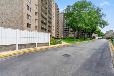 Tiny photo for 6340 Americana Drive #1101, Willowbrook, IL 60527 (MLS # 12675977)