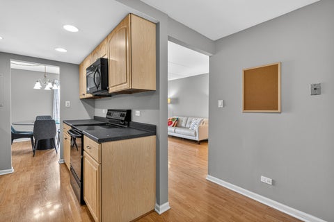 Tiny photo for 6340 Americana Drive #1101, Willowbrook, IL 60527 (MLS # 12675977)