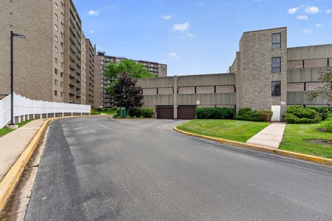 Tiny photo for 6340 Americana Drive #1101, Willowbrook, IL 60527 (MLS # 12675977)