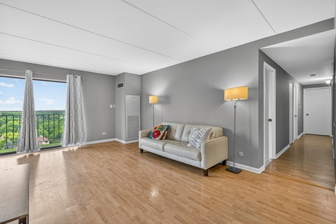 Tiny photo for 6340 Americana Drive #1101, Willowbrook, IL 60527 (MLS # 12675977)
