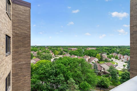 Tiny photo for 6340 Americana Drive #1101, Willowbrook, IL 60527 (MLS # 12675977)