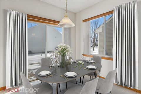 Tiny photo for 21050 W Aspen Lane, Plainfield, IL 60544 (MLS # 12549558)