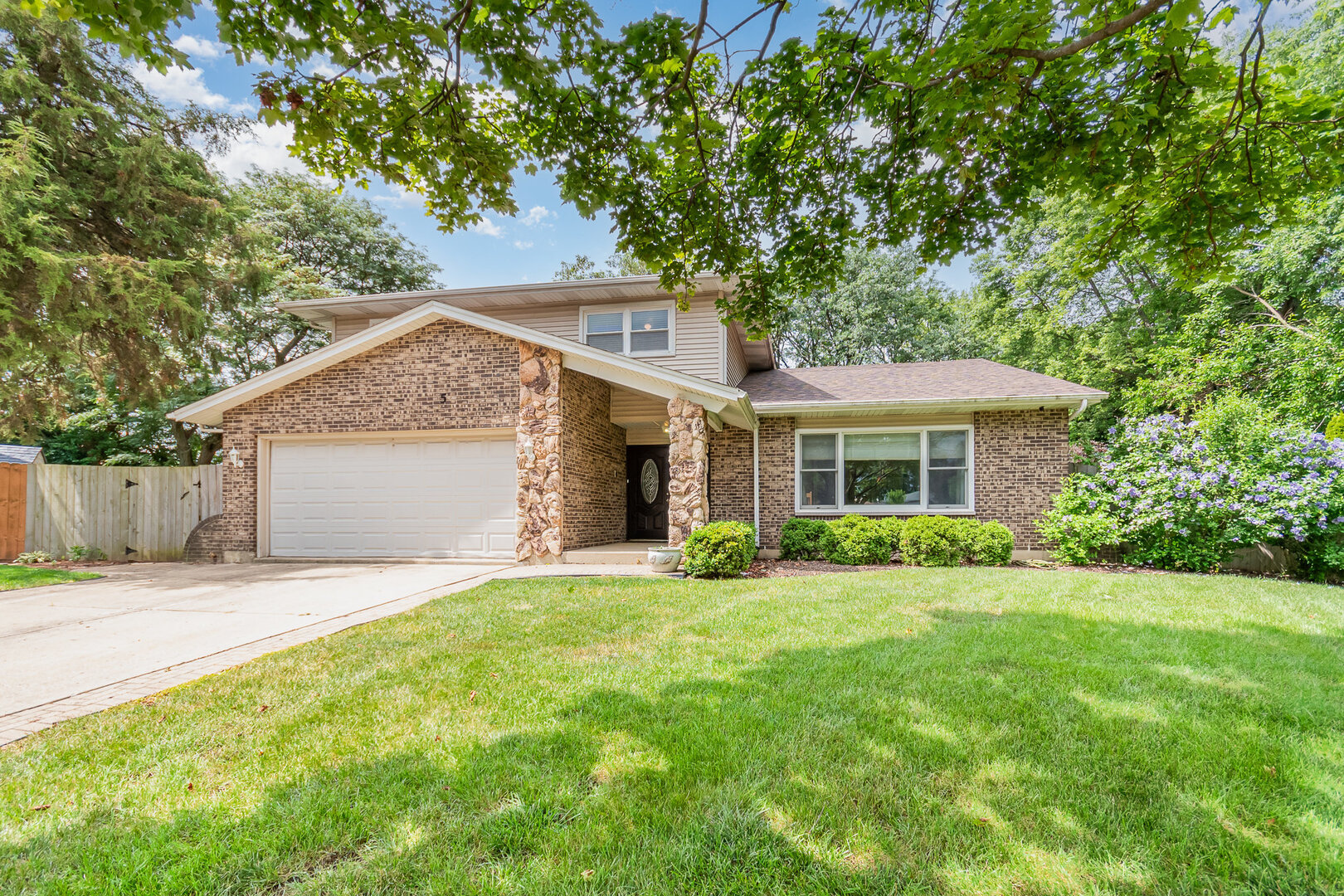 5 Swan Circle
