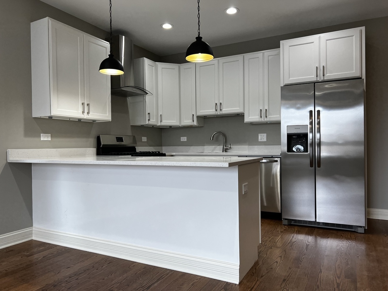 4741 S Michigan Avenue 2