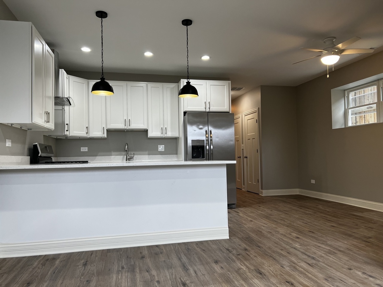 4741 S Michigan Avenue 2