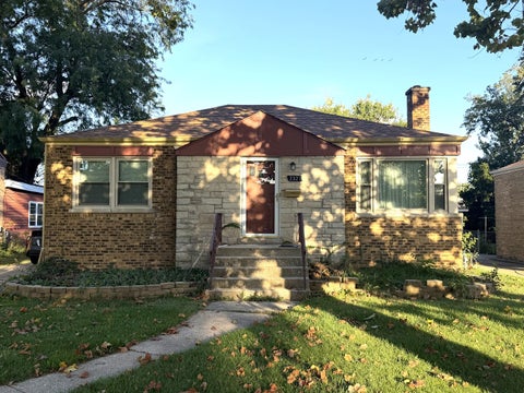 Photo of 2321 S 24th Avenue, Broadview, IL 60155 (MLS # 12780533)