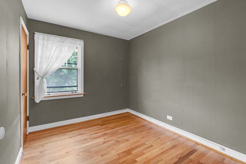 Tiny photo for 9932 S Maplewood Avenue, Chicago, IL 60655 (MLS # 12651026)