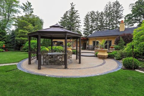 Tiny photo for 1122 S Estate Lane, Lake Forest, IL 60045 (MLS # 12471616)