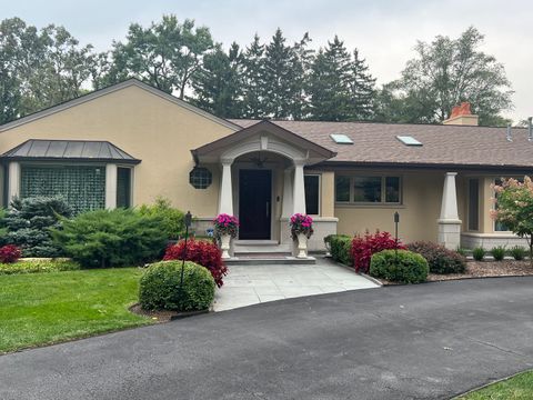 1122 S Estate Lane Lake Forest IL 60045