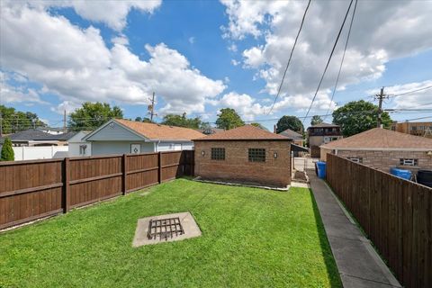 Tiny photo for 1905 N Nordica Avenue, Chicago, IL 60707 (MLS # 12465319)