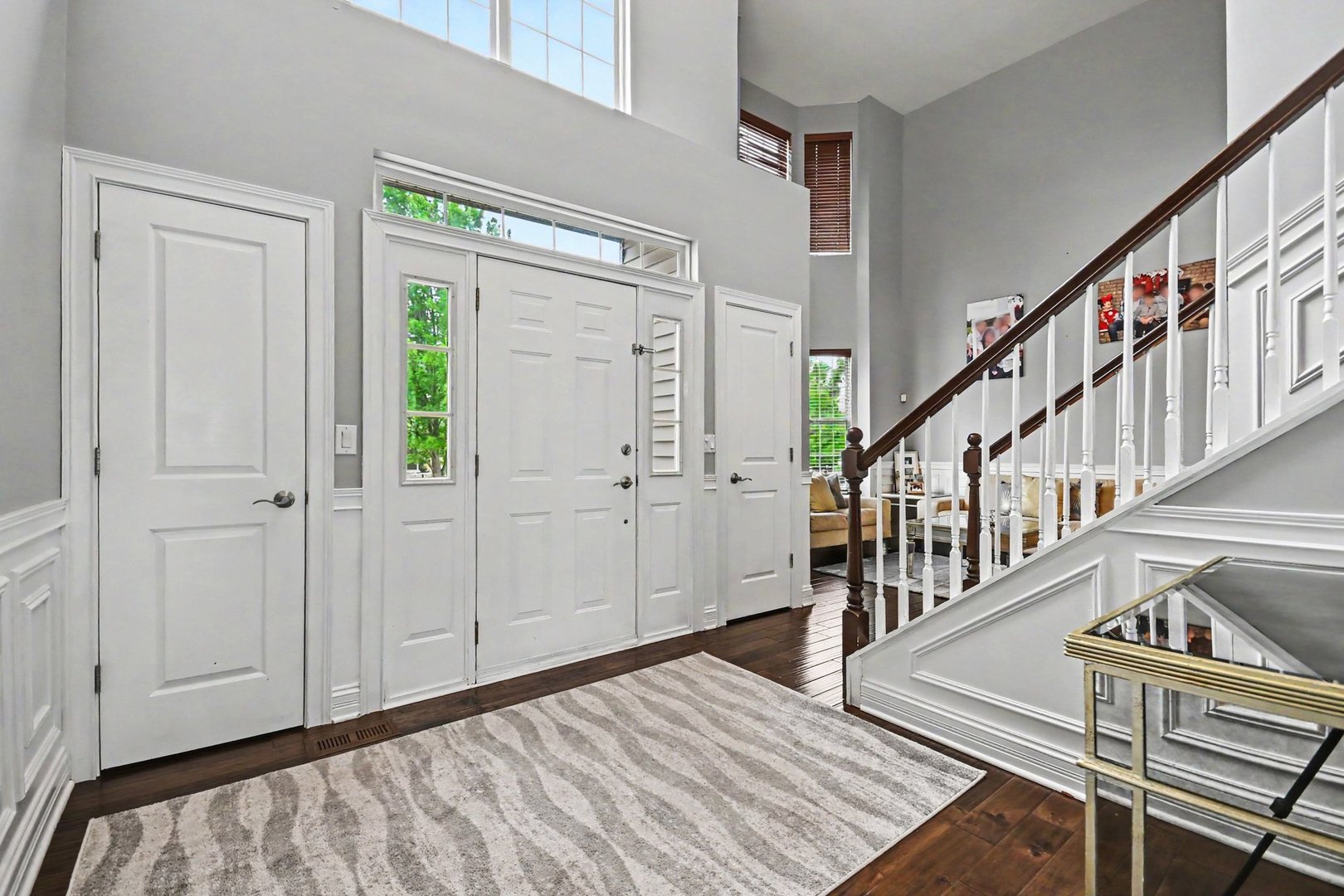 2070 Holt Lane