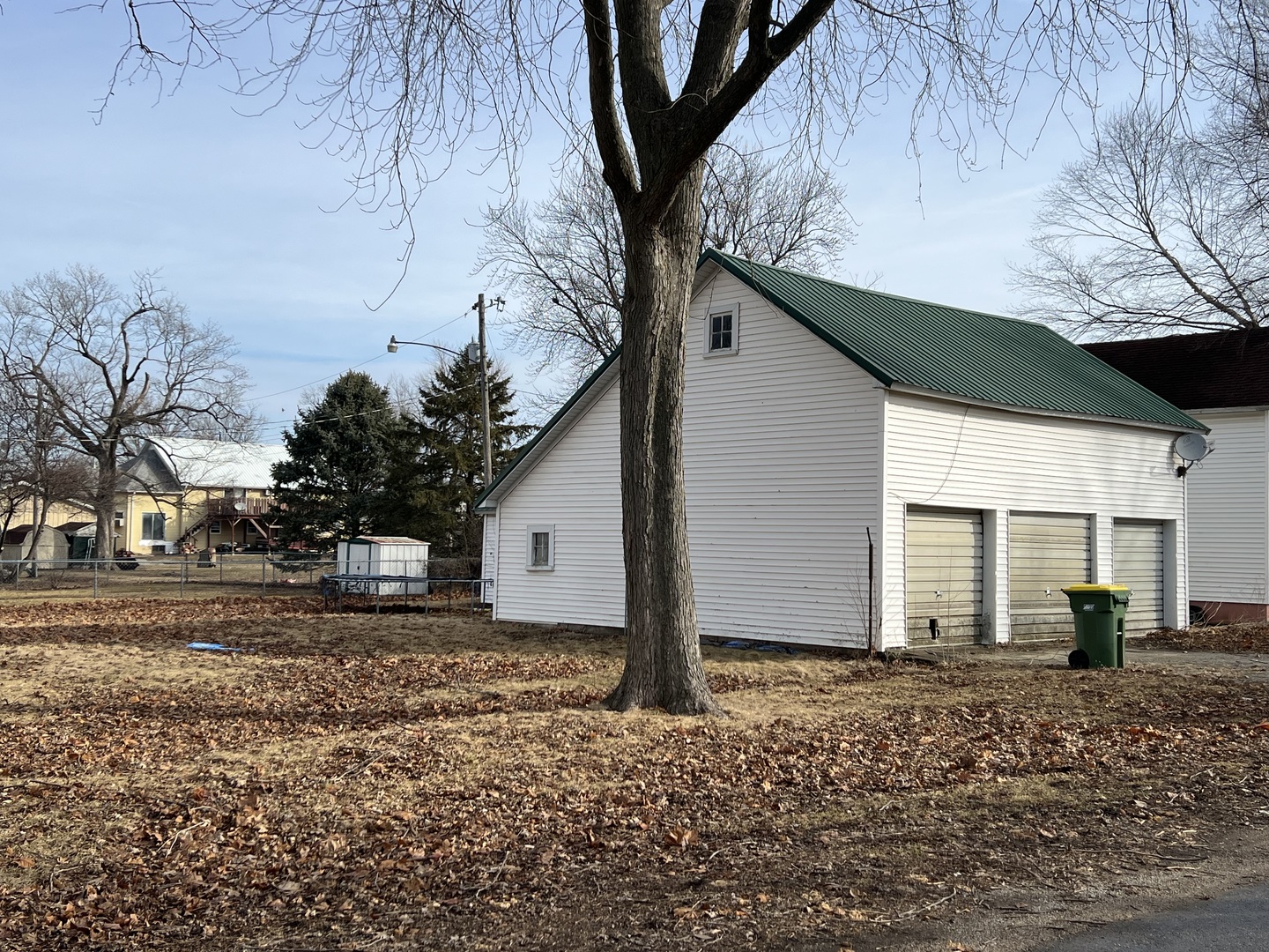 200 E South Street