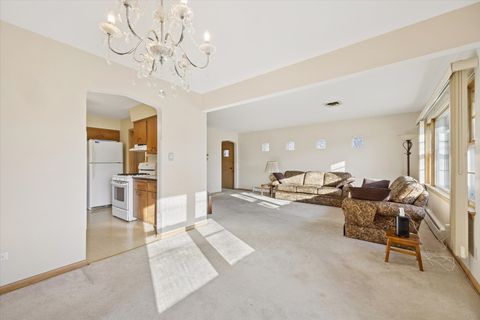 Tiny photo for 942 Sherwood Road, La Grange Park, IL 60526 (MLS # 12590799)