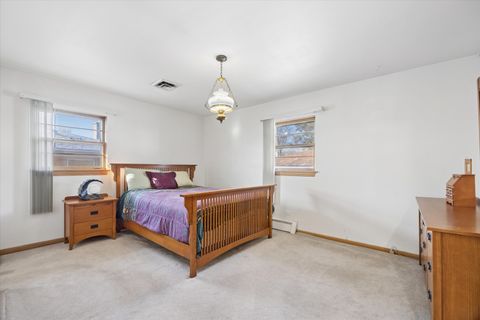 Tiny photo for 942 Sherwood Road, La Grange Park, IL 60526 (MLS # 12590799)