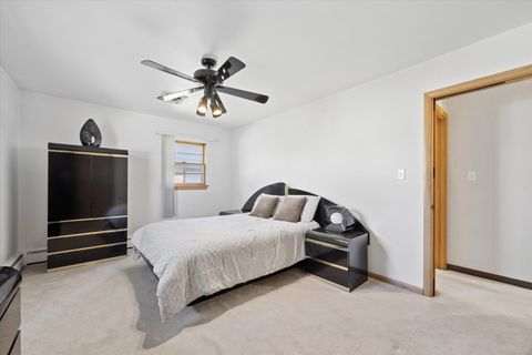 Tiny photo for 942 Sherwood Road, La Grange Park, IL 60526 (MLS # 12590799)