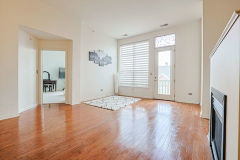 Tiny photo for 1739 Tudor Lane #308, Northbrook, IL 60062 (MLS # 12788722)