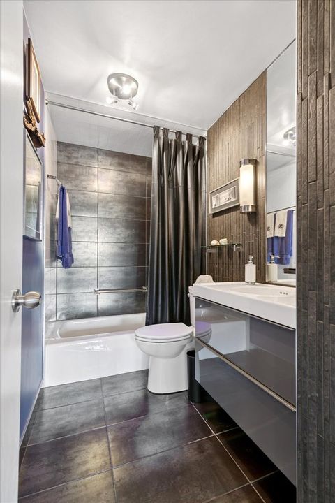 Tiny photo for 1555 N Sandburg Terrace #305K, Chicago, IL 60610 (MLS # 12458052)