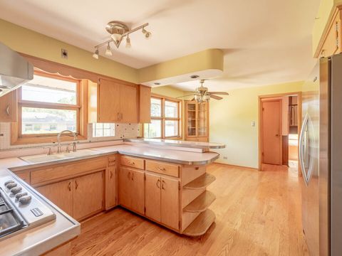 Tiny photo for 6052 W 128th Street, Palos Heights, IL 60463 (MLS # 12491562)