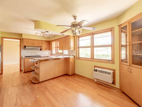 Tiny photo for 6052 W 128th Street, Palos Heights, IL 60463 (MLS # 12491562)