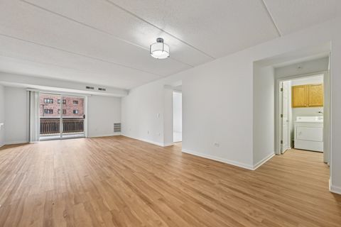 Tiny photo for 435 William Street #205, River Forest, IL 60305 (MLS # 12479434)