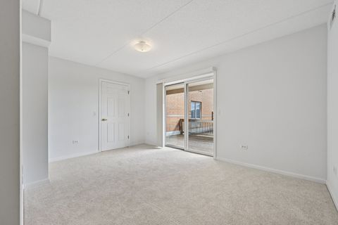 Tiny photo for 435 William Street #205, River Forest, IL 60305 (MLS # 12479434)