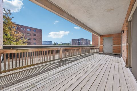 Tiny photo for 435 William Street #205, River Forest, IL 60305 (MLS # 12479434)