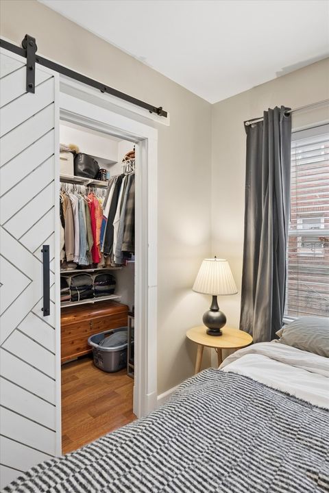 Tiny photo for 3456 N JANSSEN Avenue #G1, Chicago, IL 60657 (MLS # 12618638)