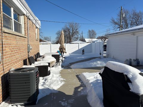 Tiny photo for 4501 W 123rd Place, Alsip, IL 60803 (MLS # 12552469)