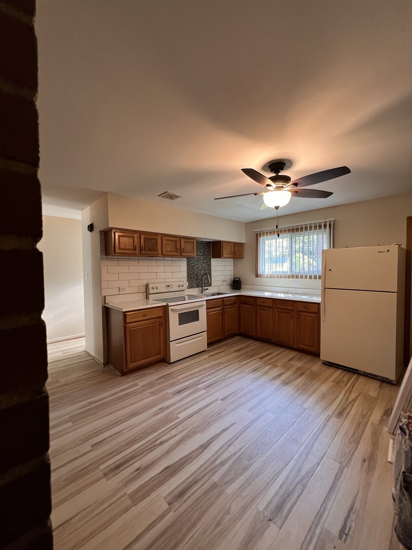 9594 S Colfax Avenue 0
