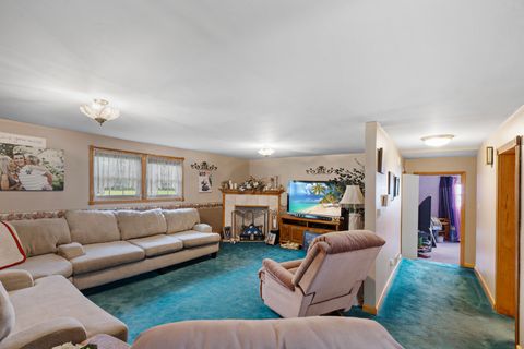 Tiny photo for 205 N Park Street, Milford, IL 60953 (MLS # 12656663)