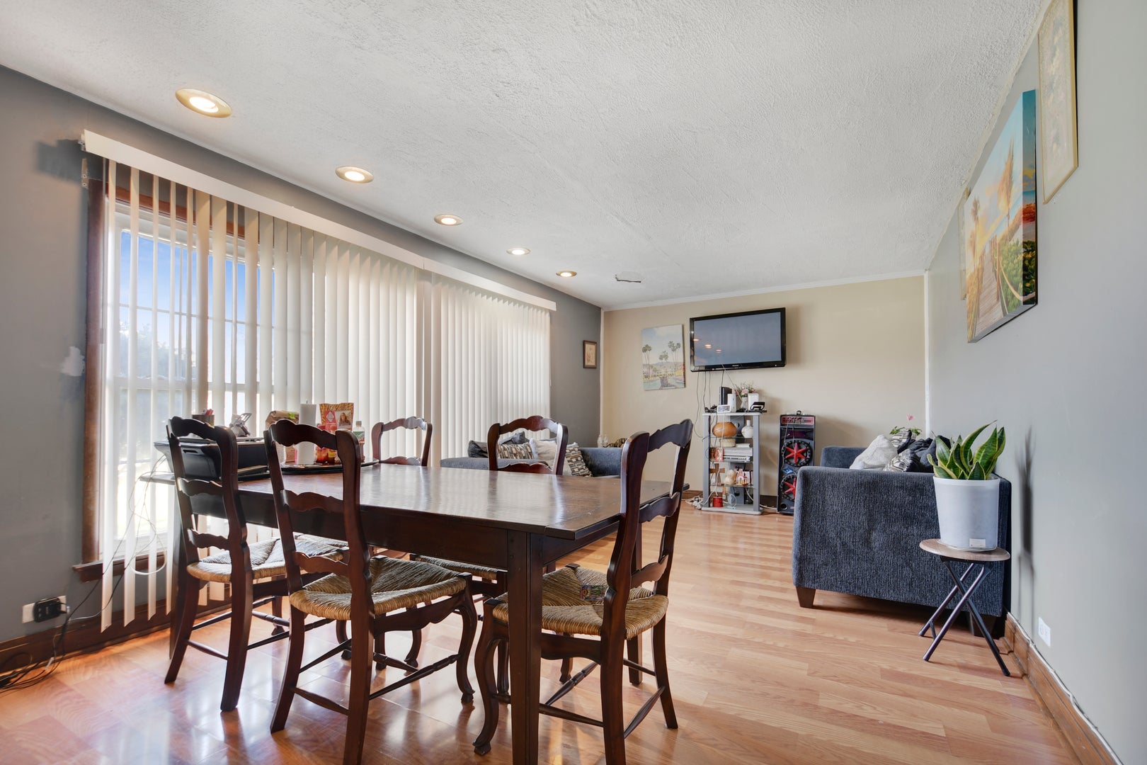 3801 W 84th Place