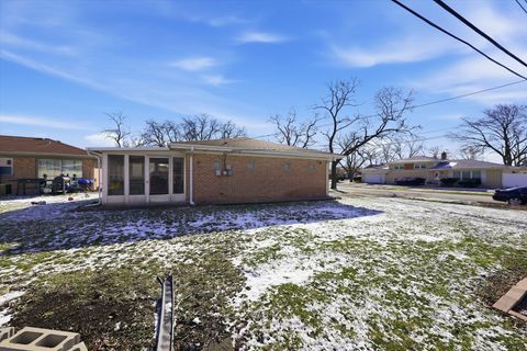 Tiny photo for 16712 Elm Street, South Holland, IL 60473 (MLS # 12590475)