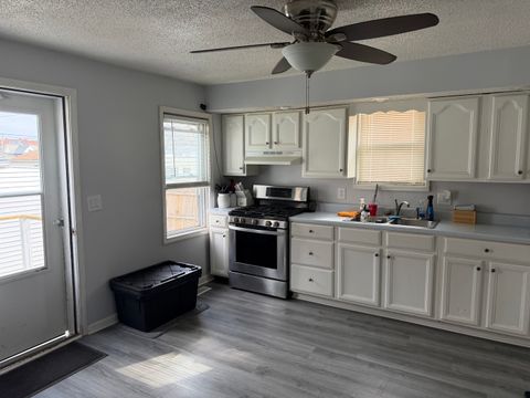 Tiny photo for 430 W Washington Street, Hoopeston, IL 60942 (MLS # 12616893)