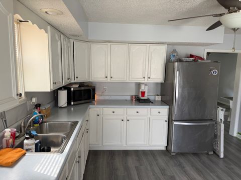 Tiny photo for 430 W Washington Street, Hoopeston, IL 60942 (MLS # 12616893)