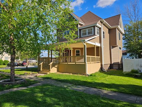 Photo of 215 E Sale Street, Tuscola, IL 61953 (MLS # 12540197)