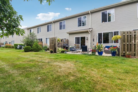 Tiny photo for 664 W Kristina Lane, Round Lake, IL 60073 (MLS # 12726515)