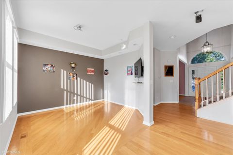 Tiny photo for 1286 Goldfinch Lane, Antioch, IL 60002 (MLS # 12484806)